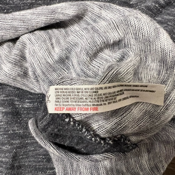 Like New Free People Beach Oversized Cowl Neck Top Size M/L - Picture 4 of 5